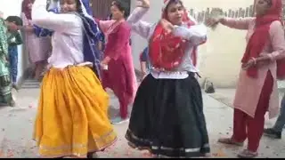 twins sister's dance