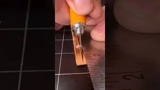 Cutting leather #leathertok #leather #leatheraccessories #leatherasmr #leathergoods #cutting