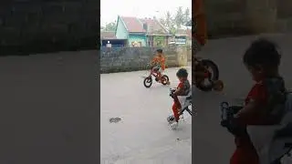 latihan bersepeda anak