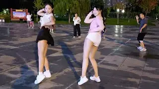 💝💃🎶👗俩美女《拥抱你离去》！快来看看谁跳得