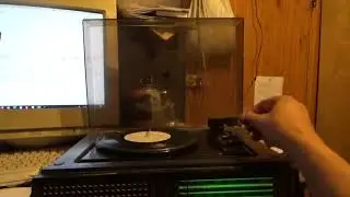 Малогабаритная радиола четвёртого класса 