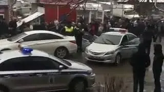 В Пятигорске задержали сотрудников ДПС, которые подозреваются в получении взятки (23.03.18)