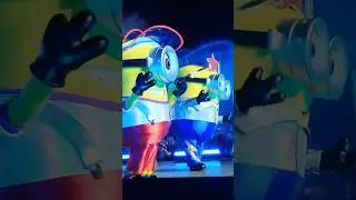 Minions are dancing Dynamite song #minions #despicableme #universalstudiosjapan #shorts