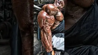 Ronnie Coleman tricep workout for Mr. Olympia 2007 #shorts