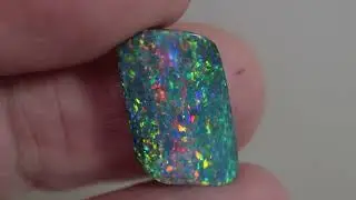 Opale boulder australiano