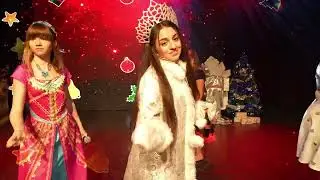 Top girls (KStars) - Jingle Bells