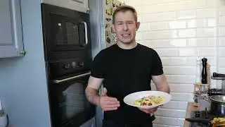 FIT MAKARON Z ŁOSOSIEM - SZYBKIE DANIE