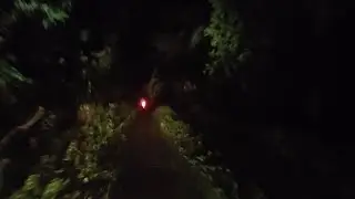 LEWAT JALAN ANGKER PULANG  DARI RUMAH TEMAN