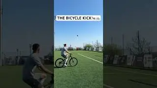 THE MOST FAMOUS BICYCLE KICK🐐🚲 