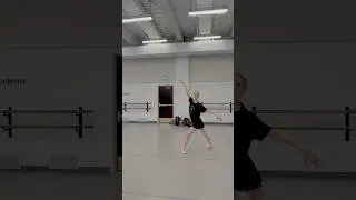 Happy (late) Halloween!! 👻 #trickorpirouette #ballerina #shorts