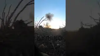 Боец РОССИИ ОТКИНУЛ ГРАНАТУ рукой,новости с фронта.
