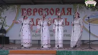 Народный хор русской песни «Родники»