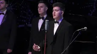 "Я ненадовго, мамо". Чоловічий склад Подільського камерного хору "Леонтович-капела".