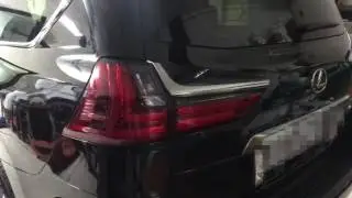 Поворотник Lexus LX570