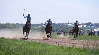 Конные скачки на празднике Гырон быдтон 2018 Балтаси