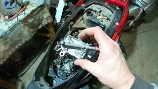 Китайский скутер 150тка. Троит 