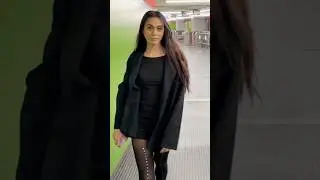 tights and high heels while commuting