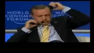 Эрдоган со скандалом встал и ушел из зала. Самая скандальная речь Эрдогана