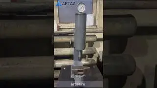 Клепальный станок для тормозных колодок KraftWell KRW300E электрогидравлический 8 т