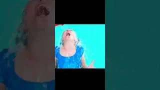 Потушить огонь водой.