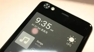 Hisense A2 - новый смартфон с дополнительным E-ink дисплеем на задней панели