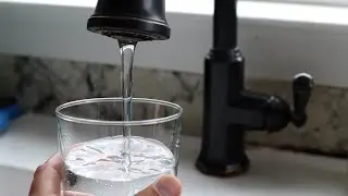 Descubren plomo en el agua de Watts: Denuncian racismo ambiental