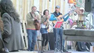 canta mañanas en la Latina