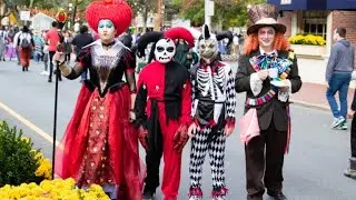 Salem Walking Tour! Spirit Halloween👻
