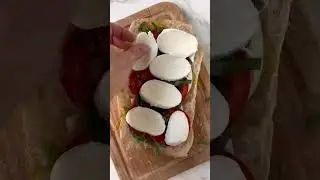 Итальянский сэндвич с капрезе