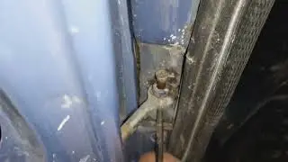 Снятие ограничителя двери ВАЗ 2107