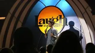 Hasan Minhaj Is the Cookie King of Aligarh