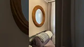 Круглое зеркало с фацетом из массива дуба