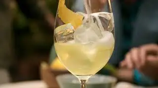Limoncè. Chi cè, c'è. SPOT 2021 5'' Spritz