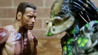 DUTCH VS JUNGLE HUNTER: THE FINAL BATTLE. NECA 2013...ACTION FIGURE BACKTRACKING