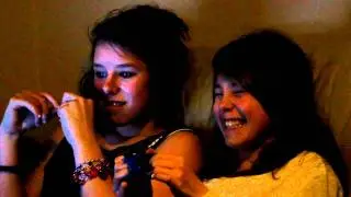 Soph and Chloe sing Shakira