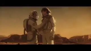 Космос между нами клип (The Space Between Us Clip)