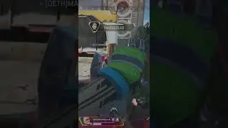 Shield swap clutched it #apexlegends #apexclips