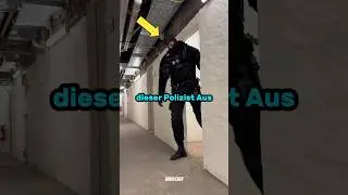 The tallest cop in the world? 