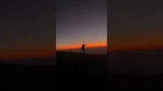 Golden sunrise terindah se-Asia Tenggara #gunung #hiking #shorts #travel #pendaki #fyp #video #fy