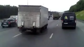 Не правильно загрузили грузовик.