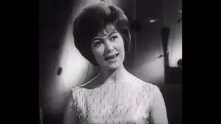 Эдита Пьеха - Песня остаётся с человеком