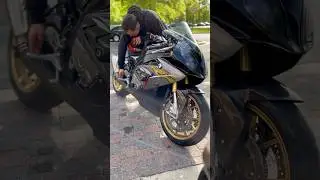 Super sport bikes hit the streets! ‼️ #bmws1000rr #hondacbr1000rrr #kawasakizx10r #ninjah2