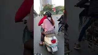 Nam Tu Liem, Hanoi - Vietnamese couple and beautiful Vespa Piaggio 😜🇻🇳😍🤶🏻 New Year in #hanoi