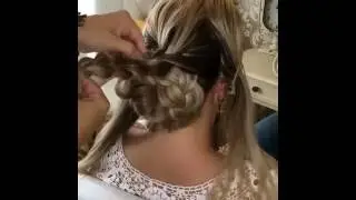 Как красиво заплести длинные волосы