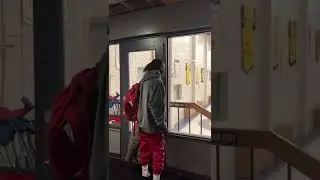 MY BOY RICHARD GOT THE SWIFFER OUT 🧹