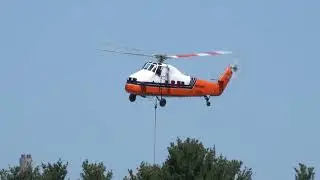 Vintage Sikorsky S-58T Sling Lift Operations, Midwest Helicopter Airways, 4K Plane Spotting