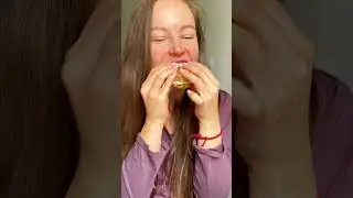 Tuňákový sendvič - ASMR
