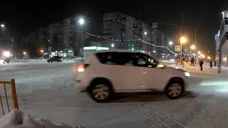 Субботний вечер в городке необъятной России