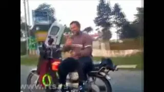 Vozi Mile motorče :)