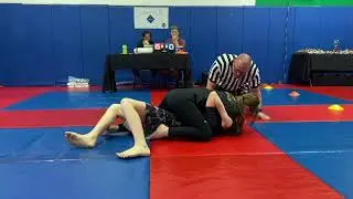 younger girl beats up older boy
